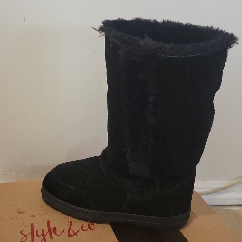 Style & Co Black fur boots size 9